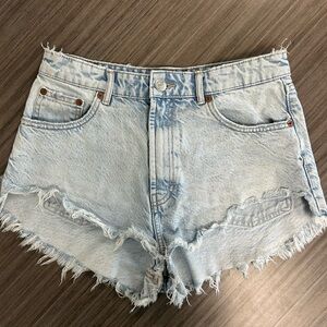 Zara Jean Shorts with Distressed Frayed Hem